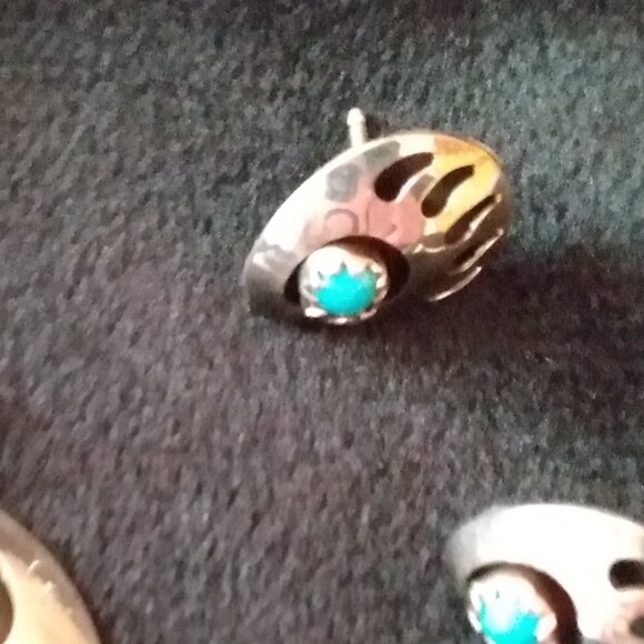 Turquoise earrings & pendant set.NWOT - Picture 5 of 7